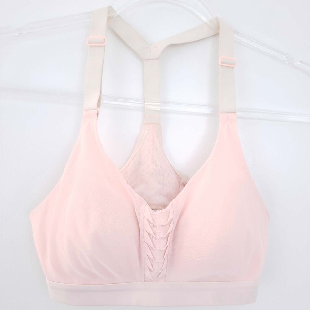 Victoria Sport Lightweight Sports Bra 32B Pink Workout Exercise Bra Light Pink